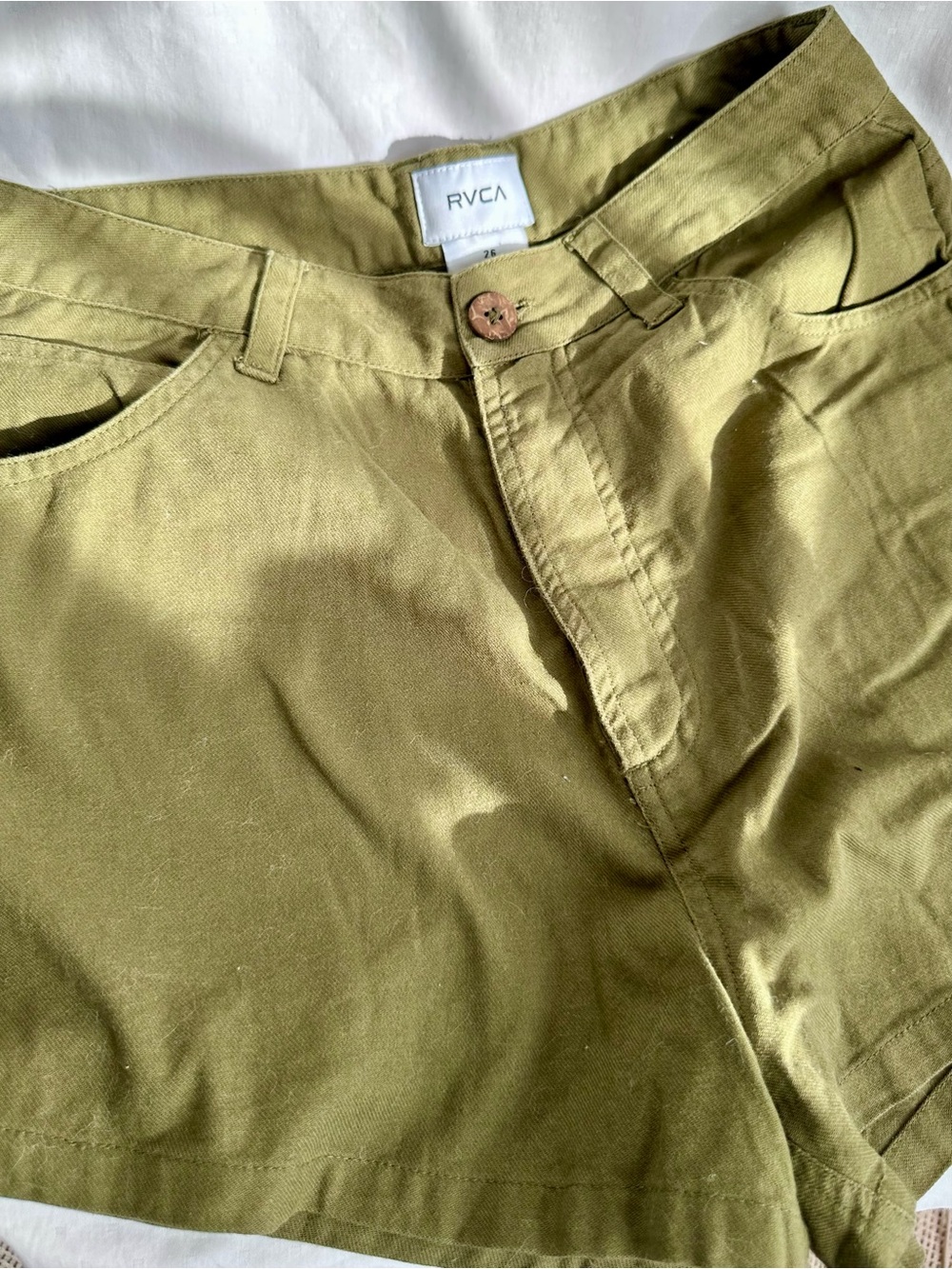 RVCA 100% cotton shorts 
Size 26